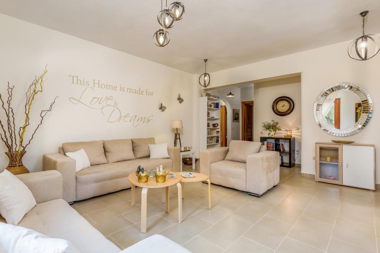 Olive Grove Apartment Skopelos Exterior foto